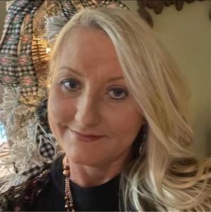 Meet your Posher, Missy